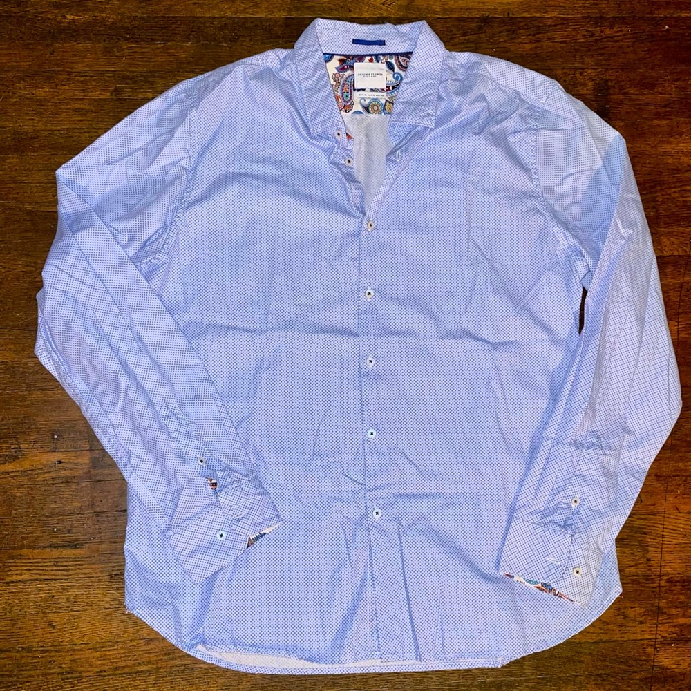 Denim & Flower XL blue & white print shirt. Super soft, excellent condition.